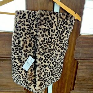 NWT loft Cheetah print soft faux fur infinity scarf